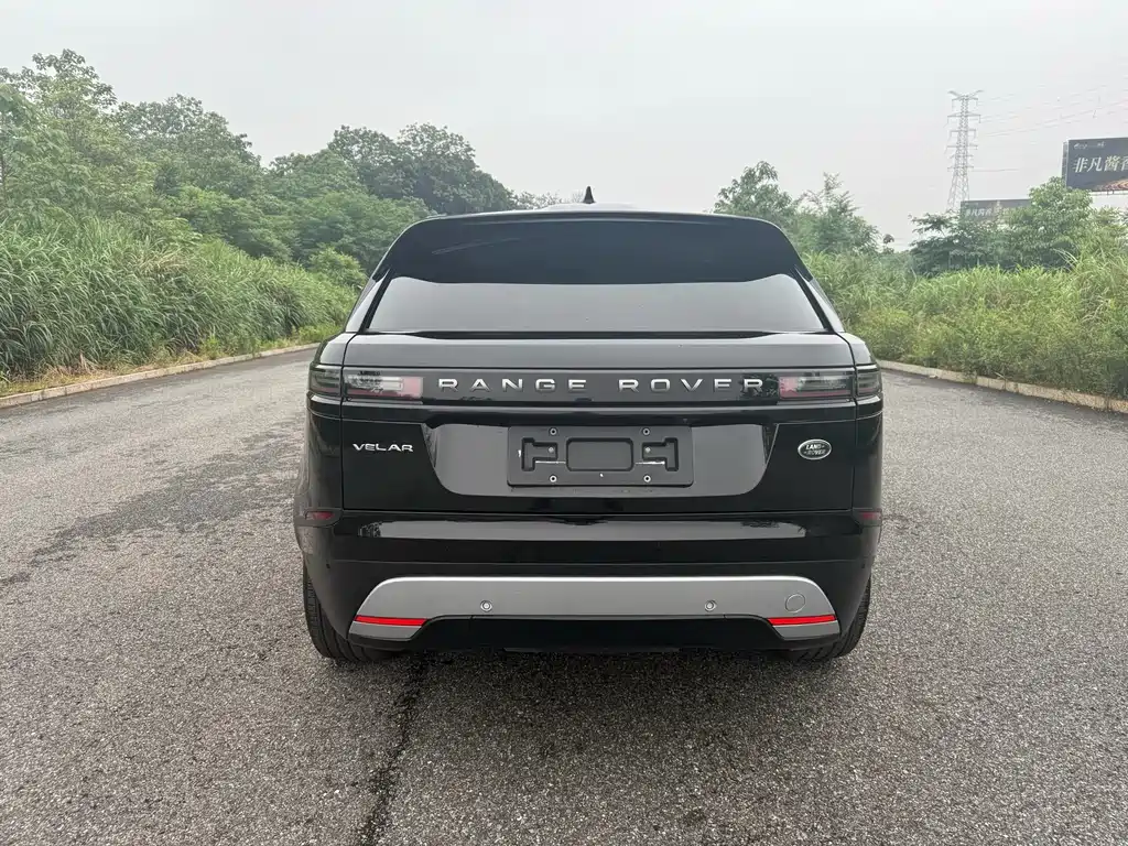 Land Rover Velar 2024 — фото 6