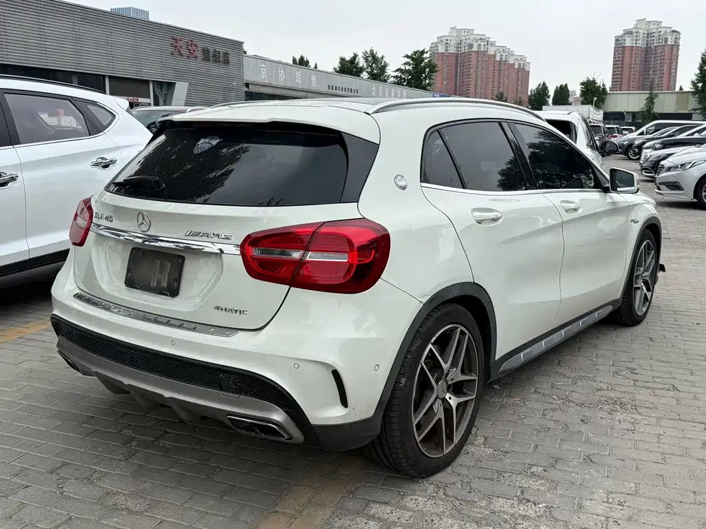 Mercedes-Benz GLA AMG 2015 — фото 13