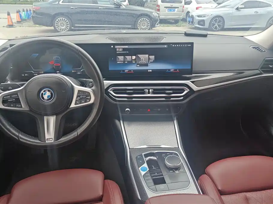 BMW i3 2023 — фото 13