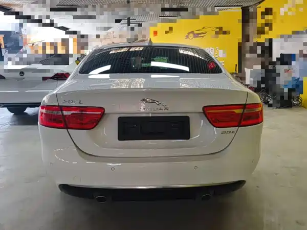 Jaguar XEL 2019
