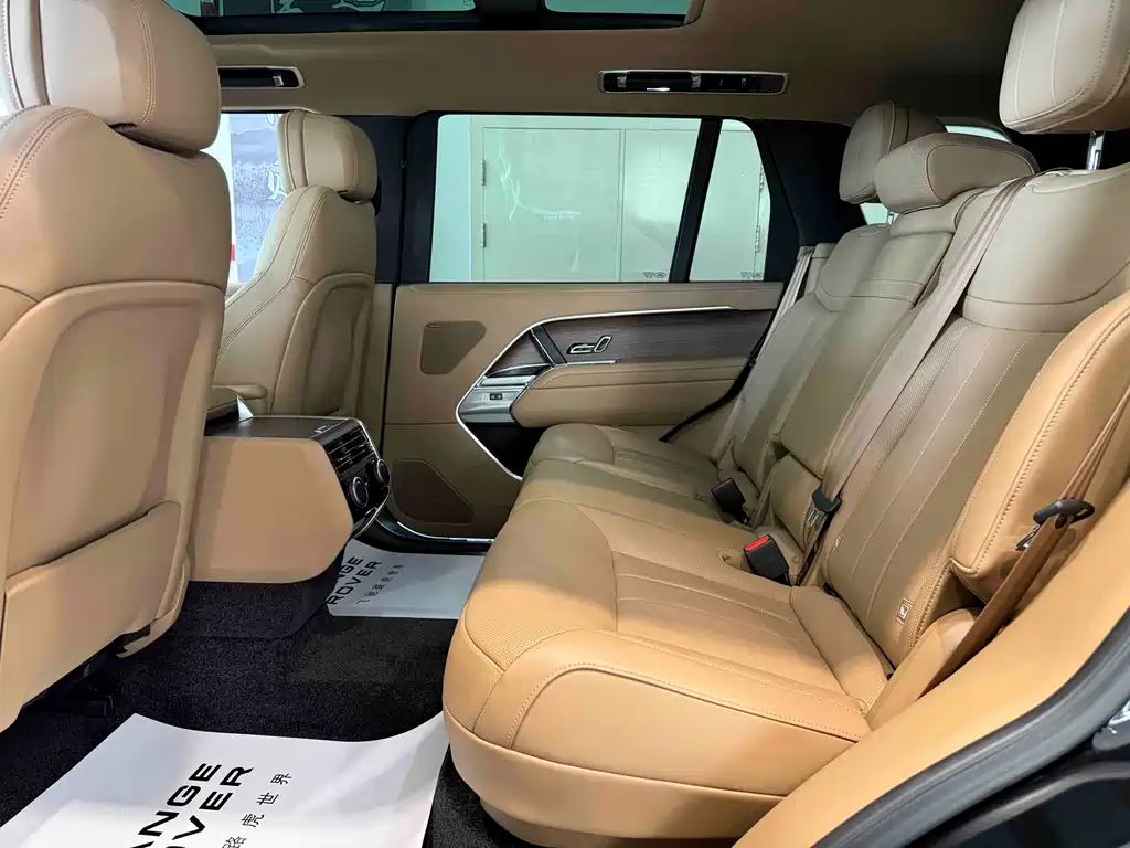 Land Rover Range Rover 2025 — фото 15