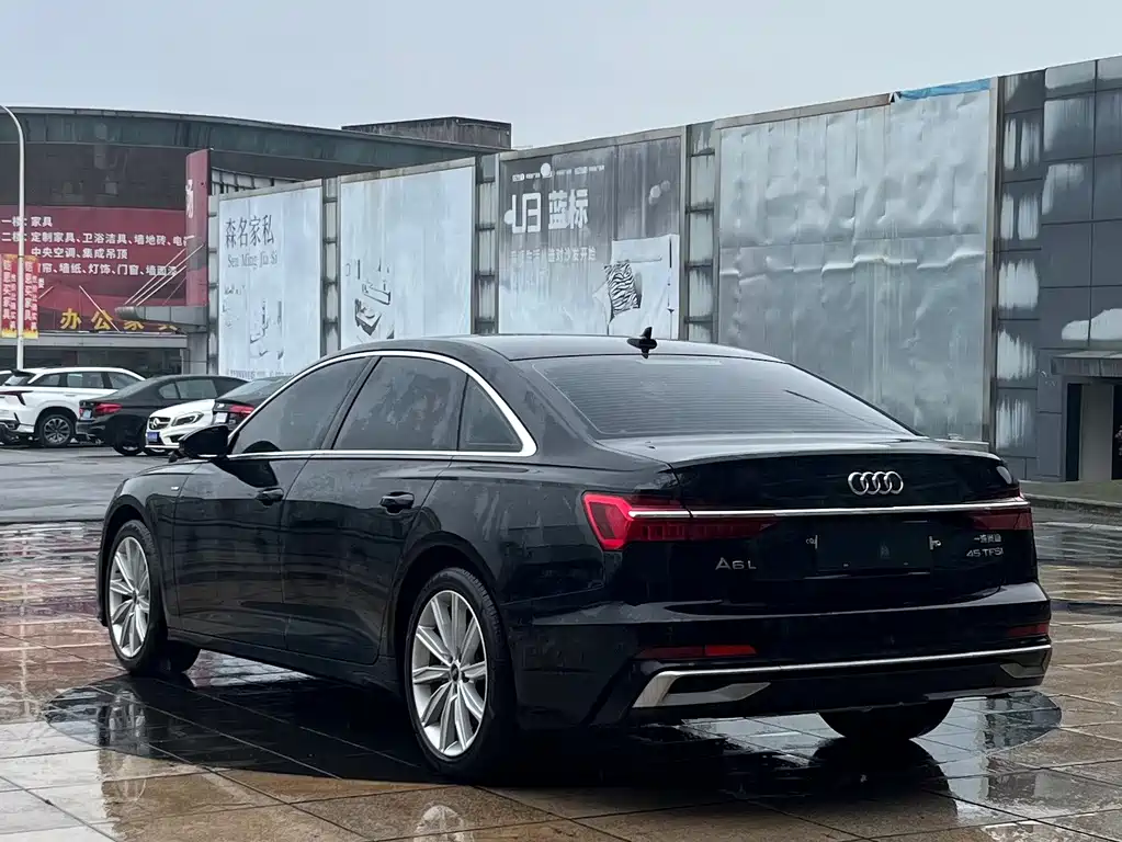 Audi A6L 2023 — фото 4
