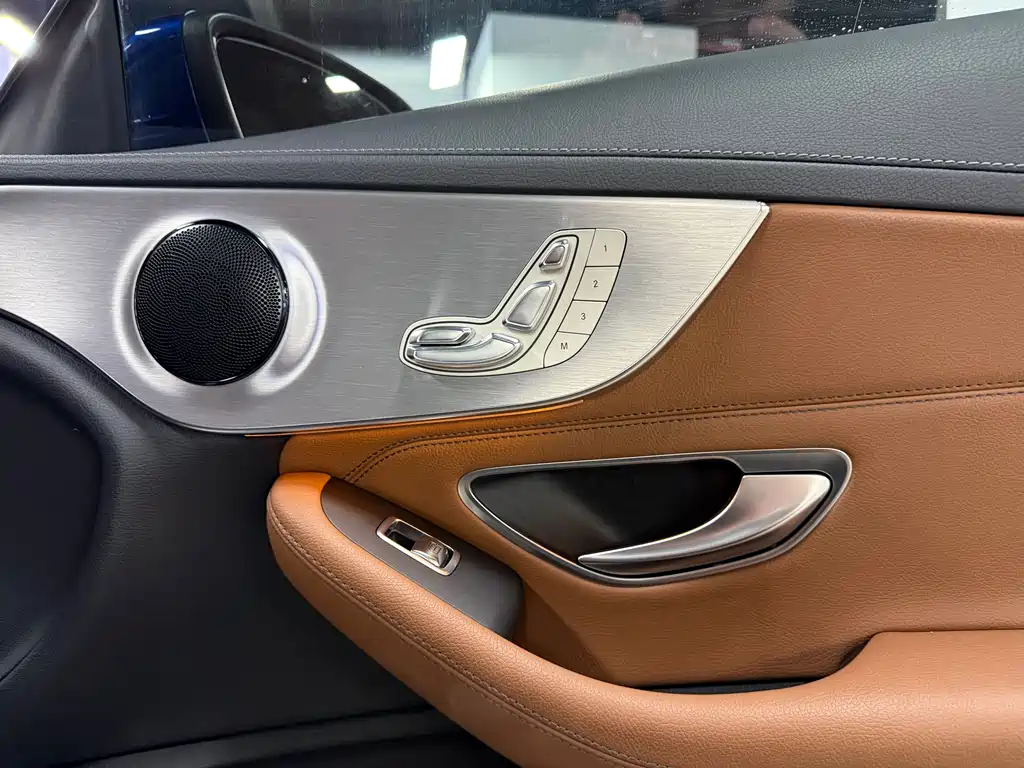 Mercedes-Benz C-Class 2018 — фото 21
