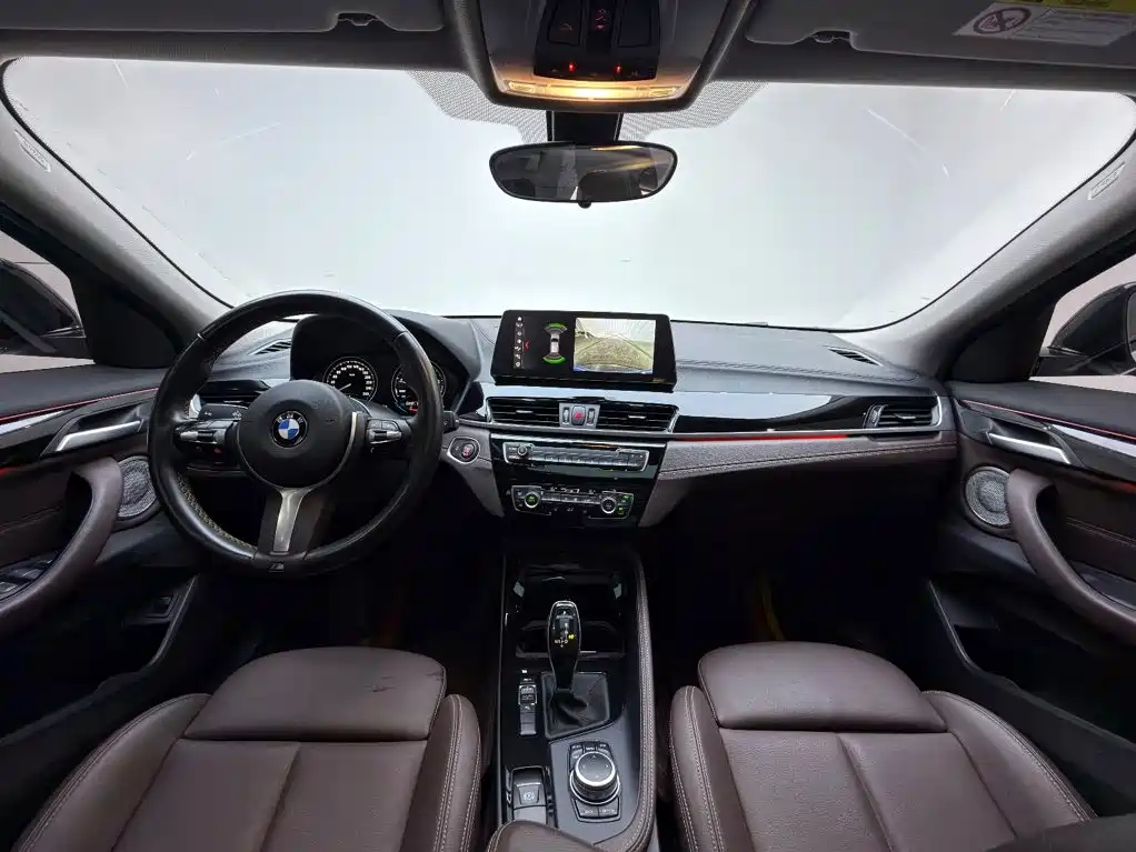 BMW X2 2023 — фото 11