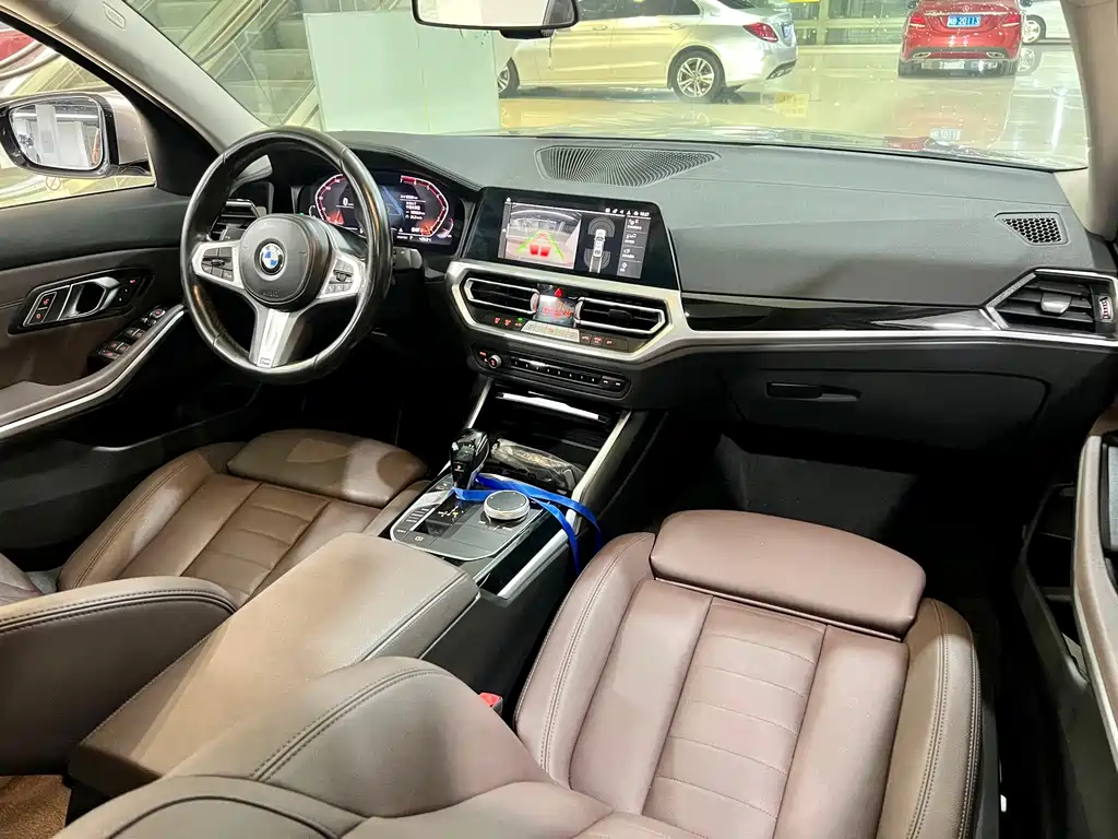 BMW 3 Series 2020 — фото 10