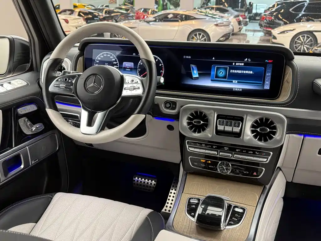 Mercedes-Benz G-Class 2023 — фото 14