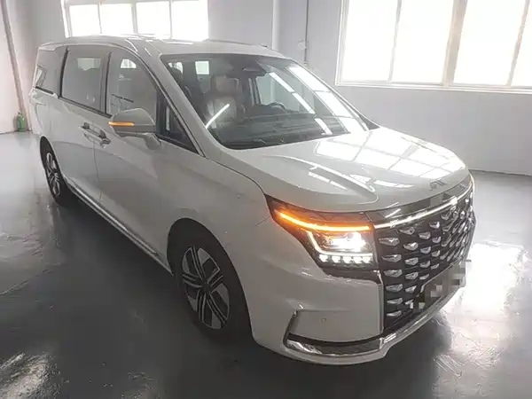 JAC Ruifeng RF8 PHEV 2024
