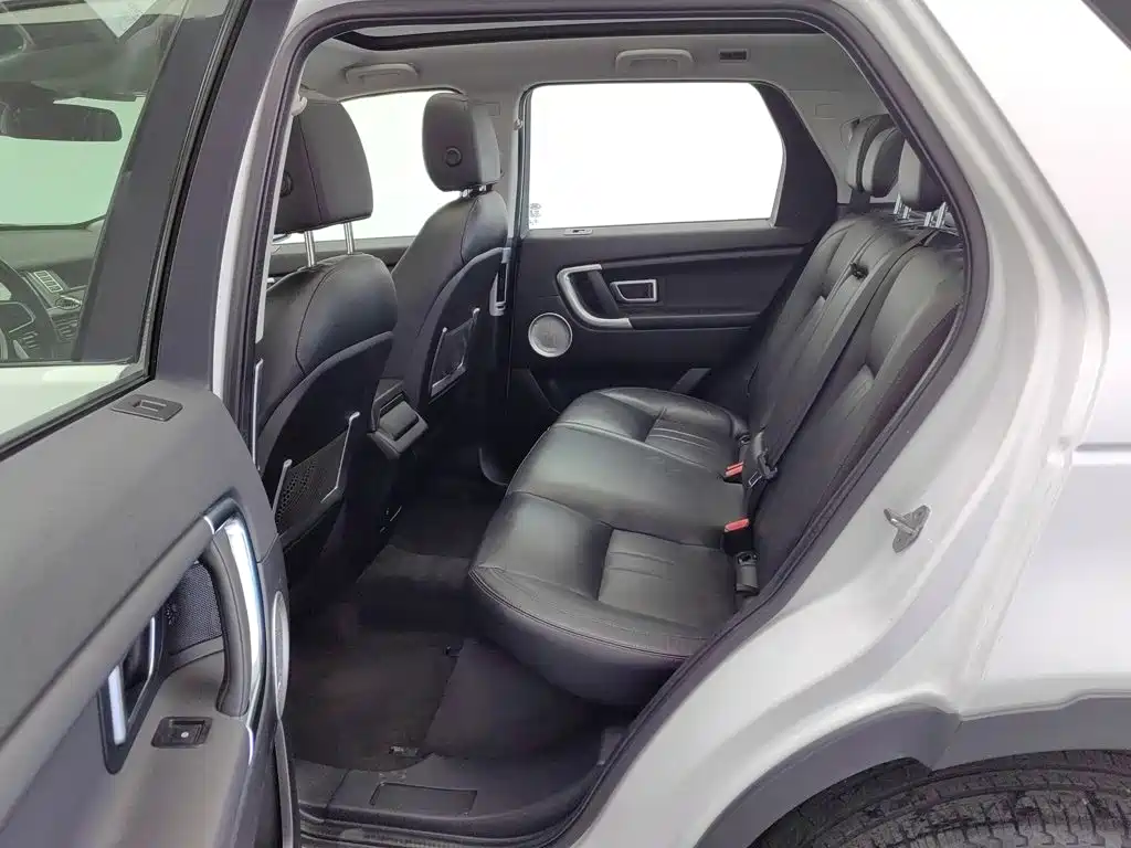 Land Rover Discovery Sport 2019 — фото 15