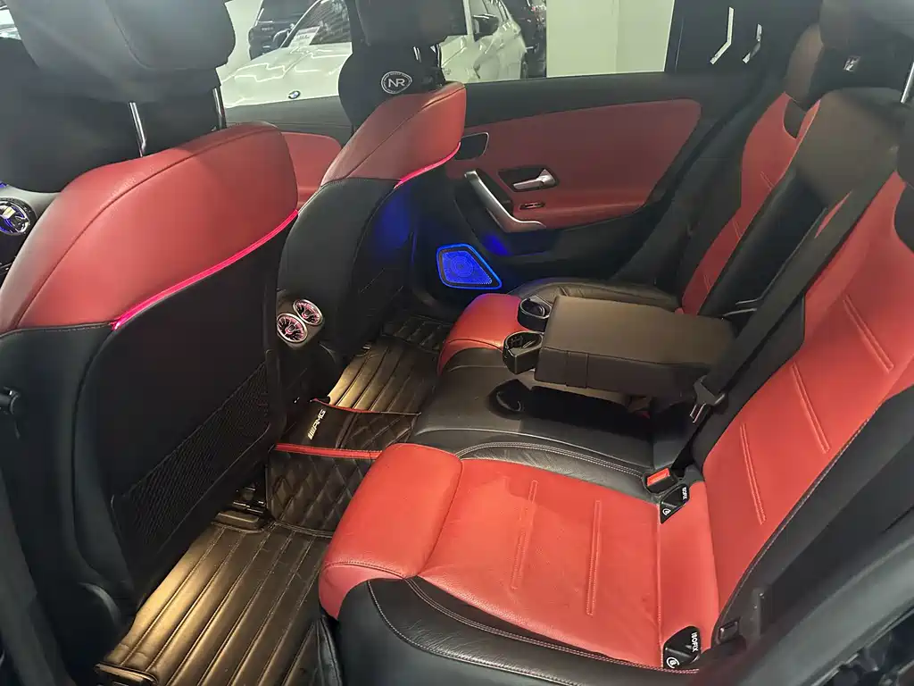 Mercedes-Benz A-Class AMG 2021 — фото 6