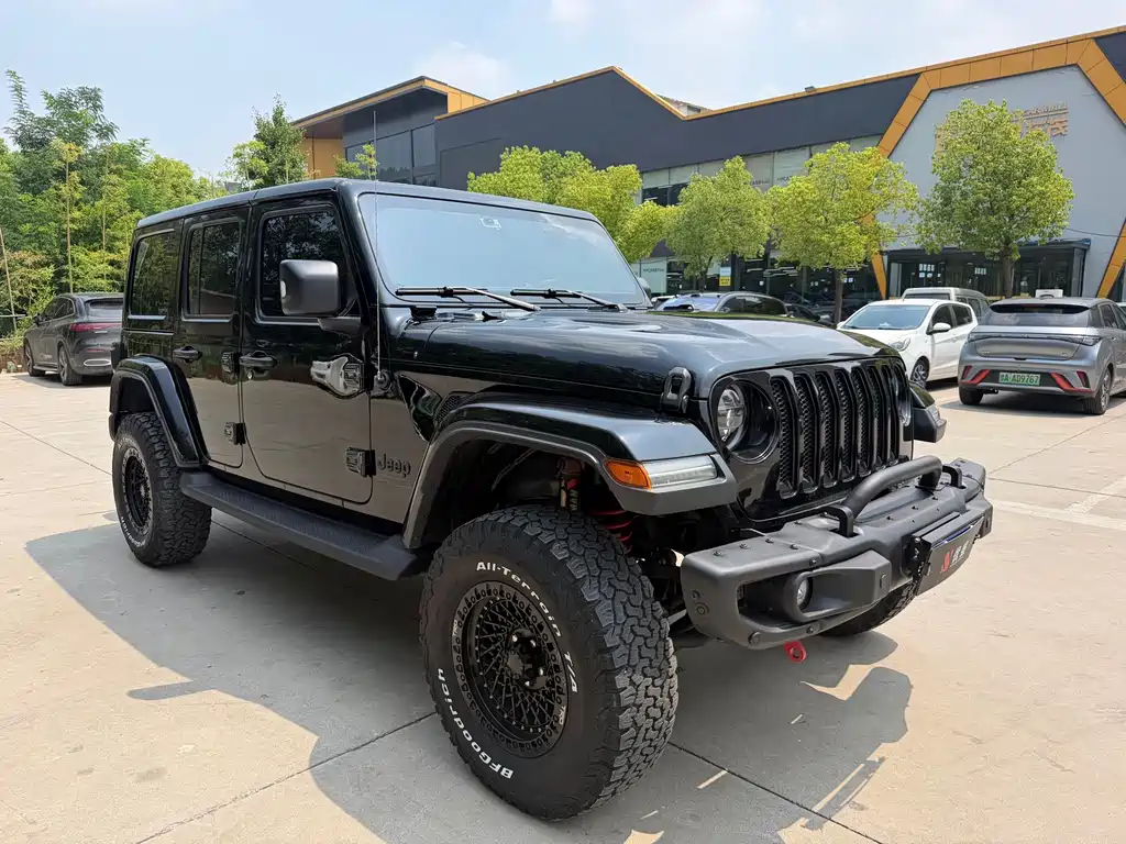 Jeep Wrangler 2022 — фото 8