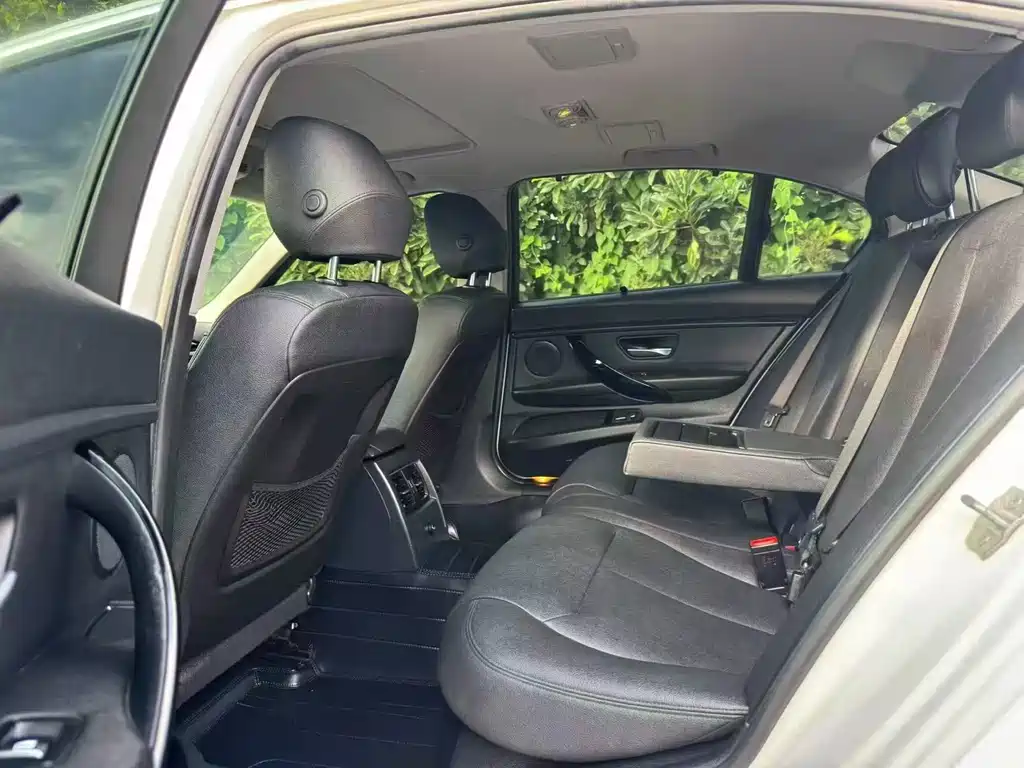 BMW 3 Series 2016