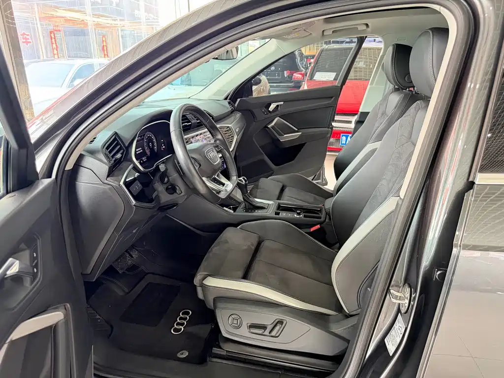 Audi Q3 2022