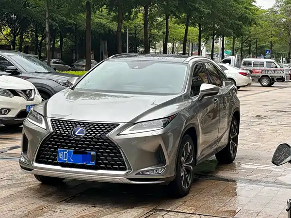 Lexus RX 2020