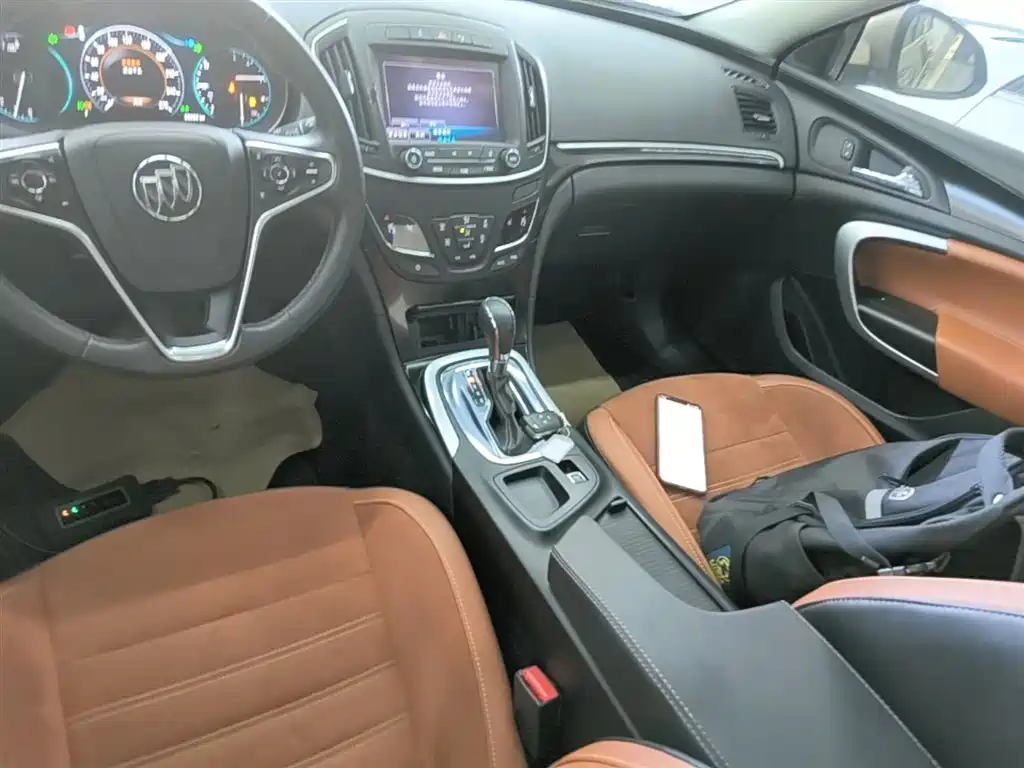 Buick Regal 2017 — фото 14