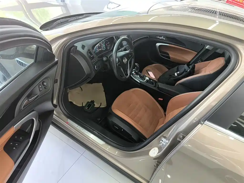 Buick Regal 2017 — фото 16