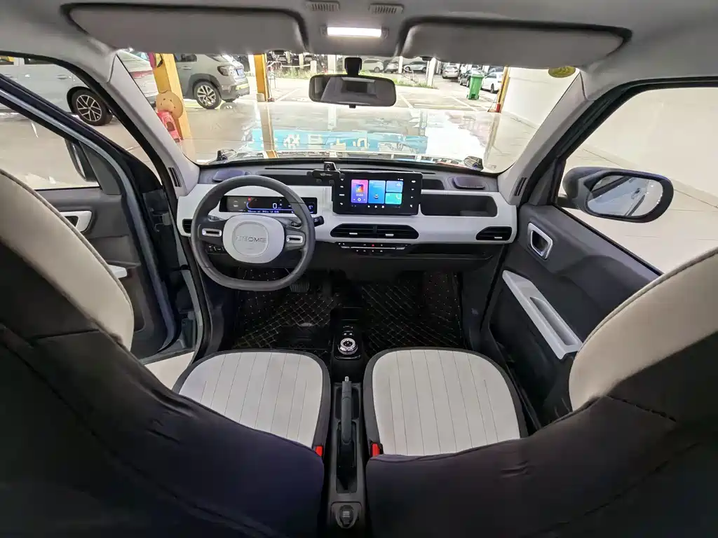 Geely Galaxy Panda 2024