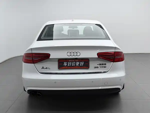 Audi A4L 2013