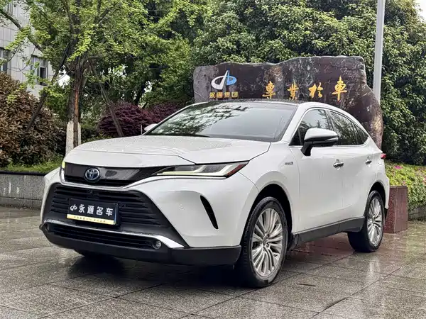Toyota Harrier 2022