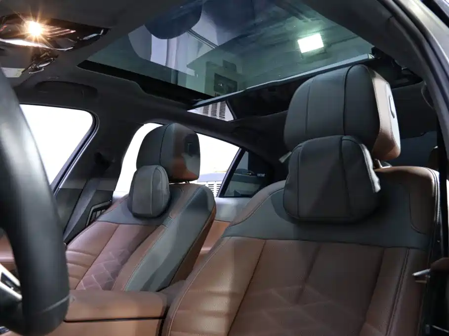 BMW i5 2024 — фото 17