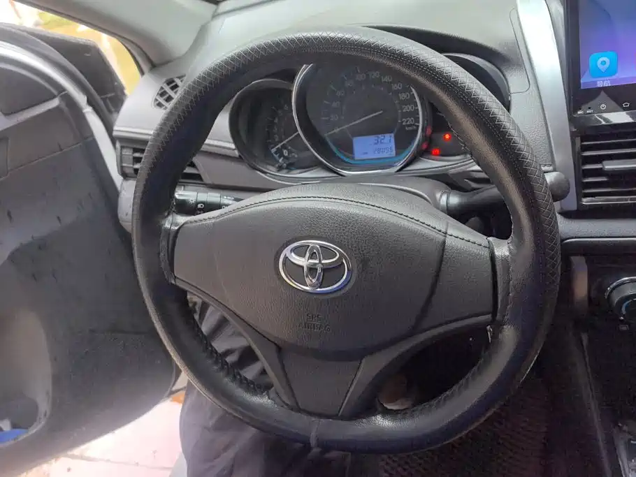 Toyota Vios 2016 — фото 15