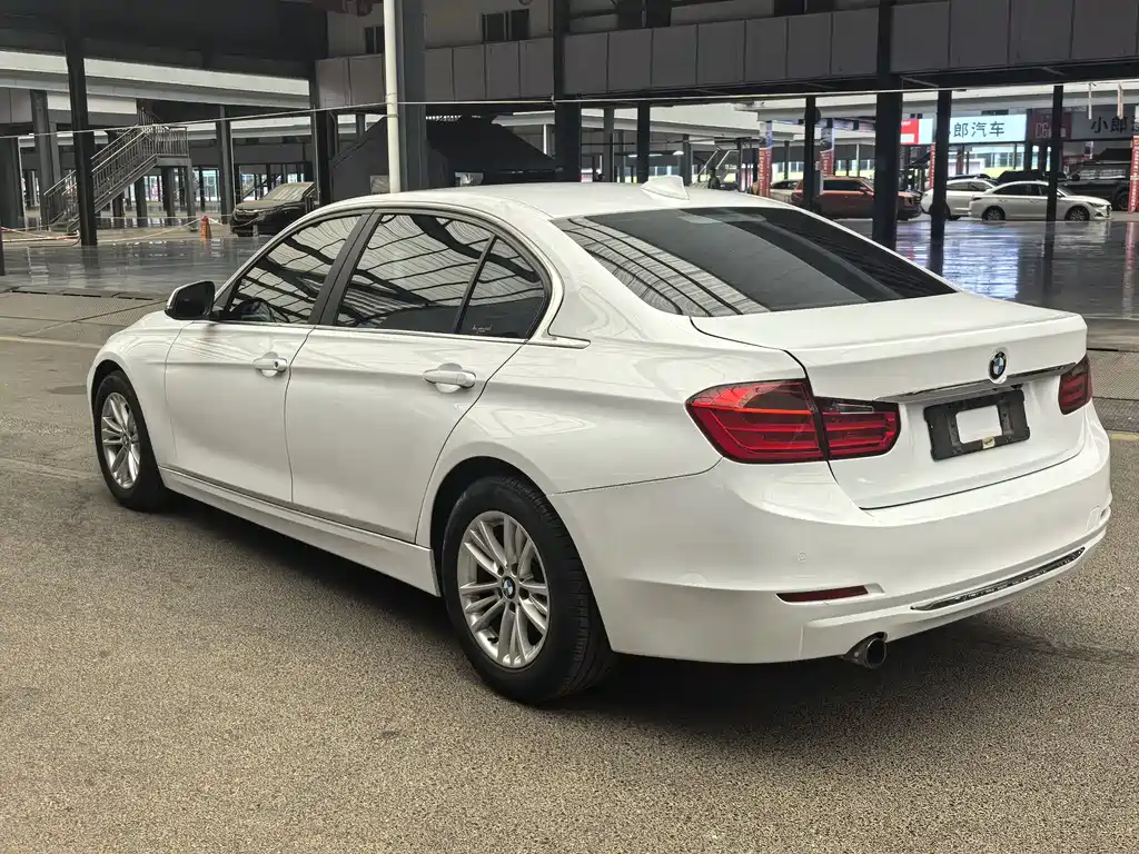 BMW 3 Series 2015 — фото 4