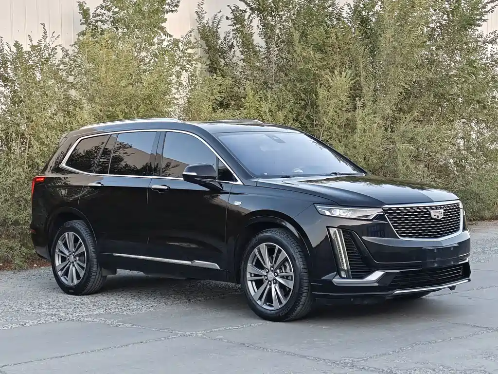 Cadillac XT6 2020 — фото 3