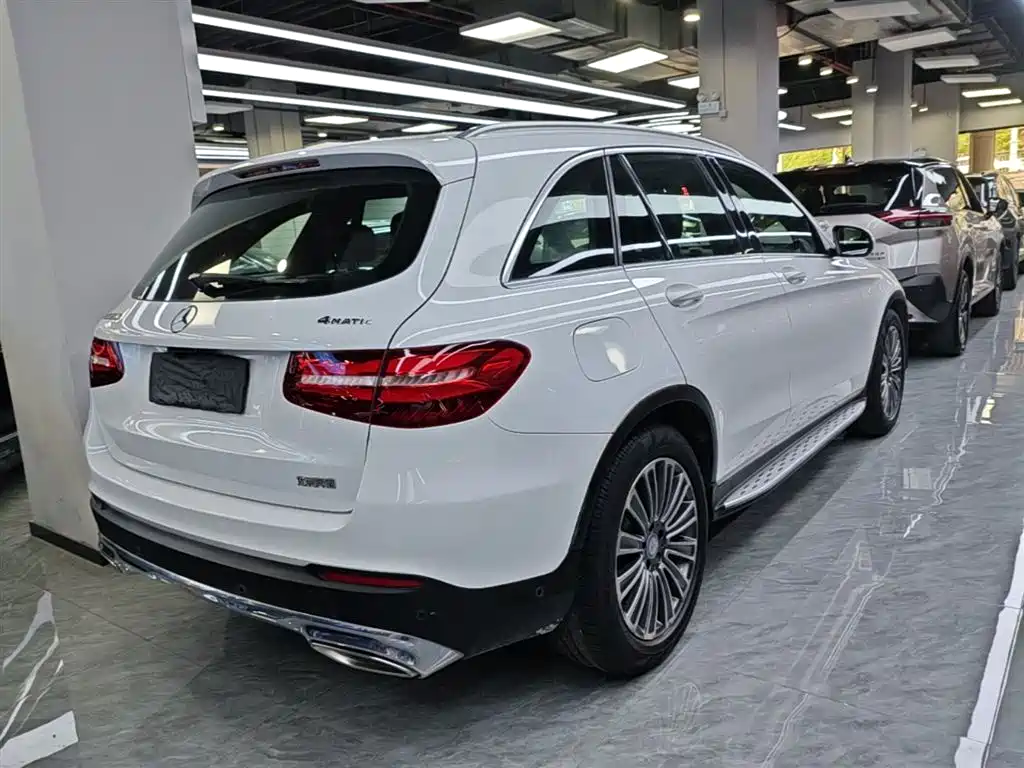 Mercedes-Benz GLC 2017 — фото 7