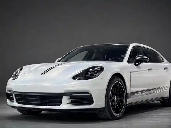 Porsche Panamera 2018