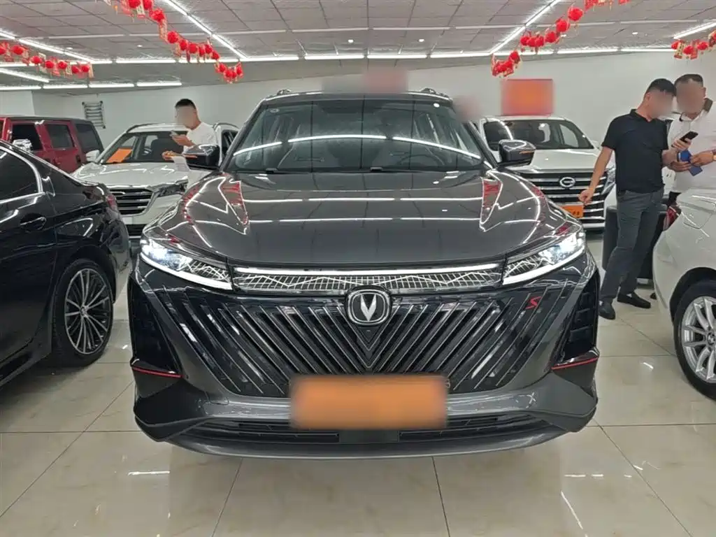 Changan CS75 PLUS 2022 — фото 3