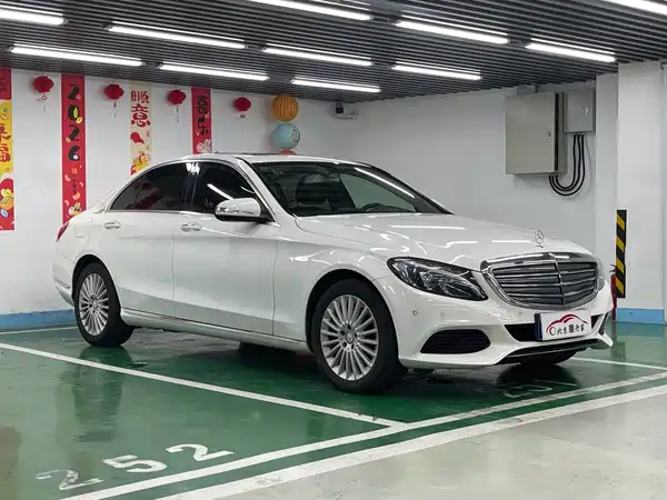 Mercedes-Benz C-Class 2017