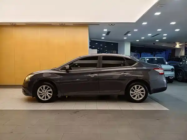 Nissan Sylphy 2012