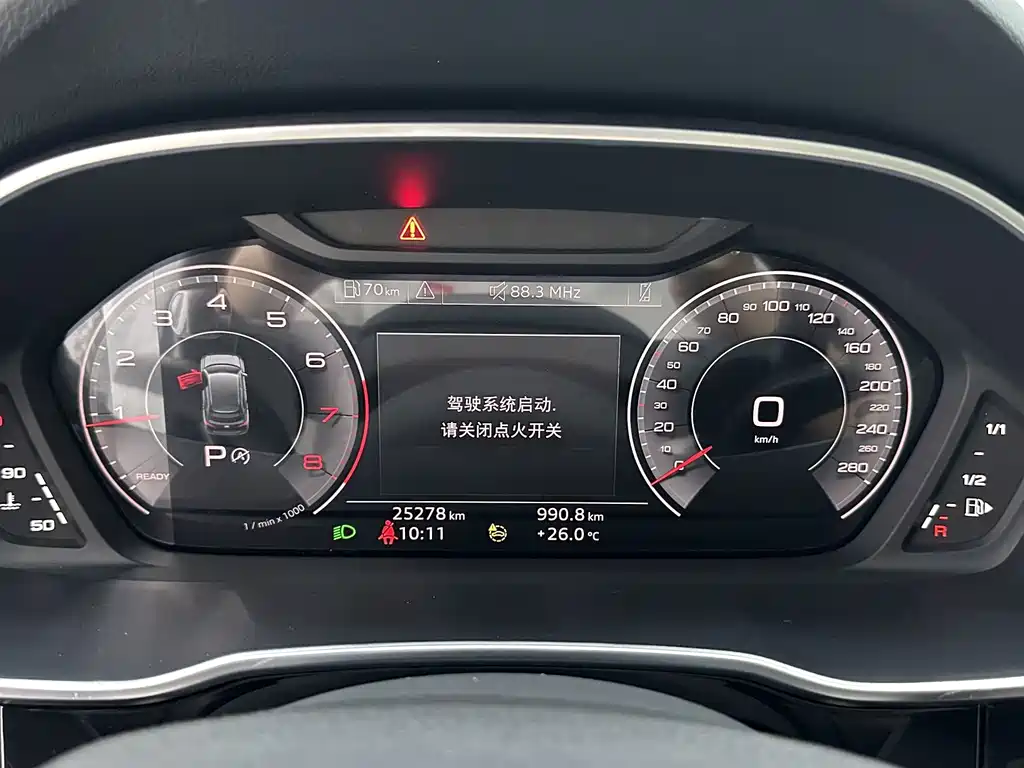 Audi Q3 2023 — фото 14