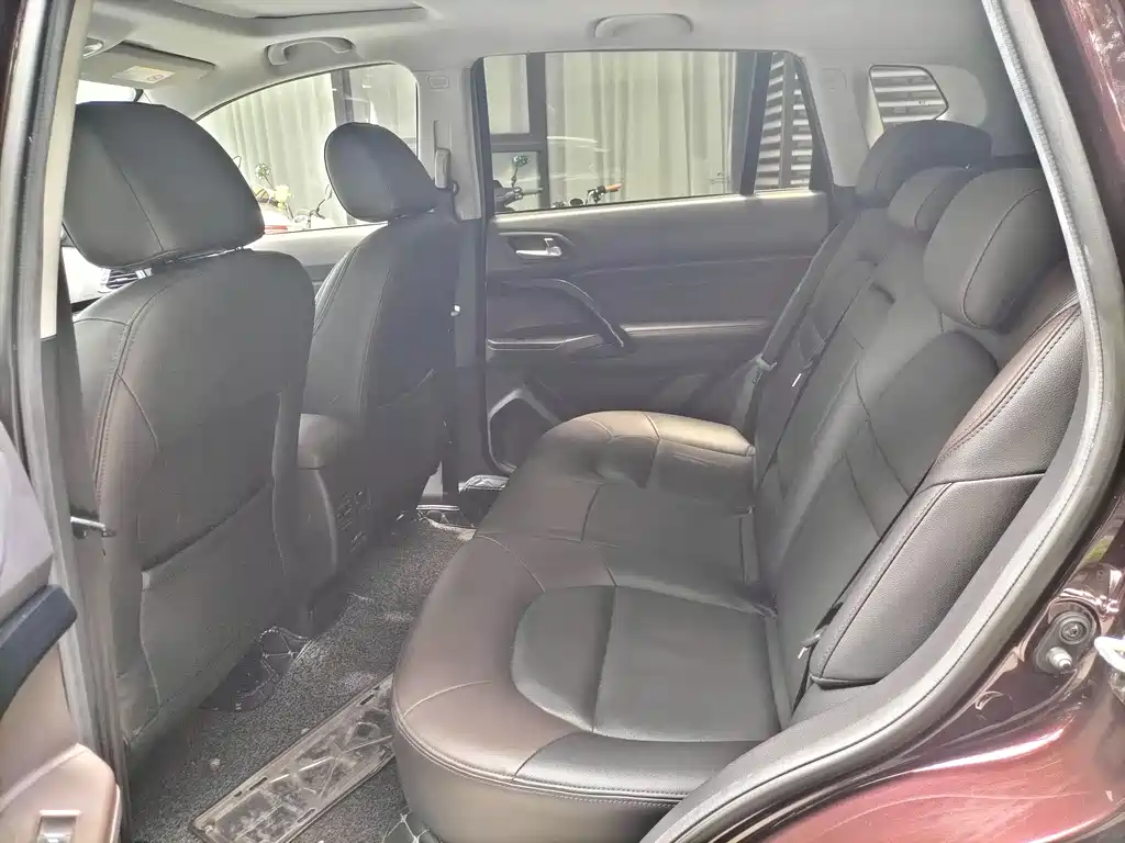 GAC Motor Trumpchi GS4 2018 — фото 11