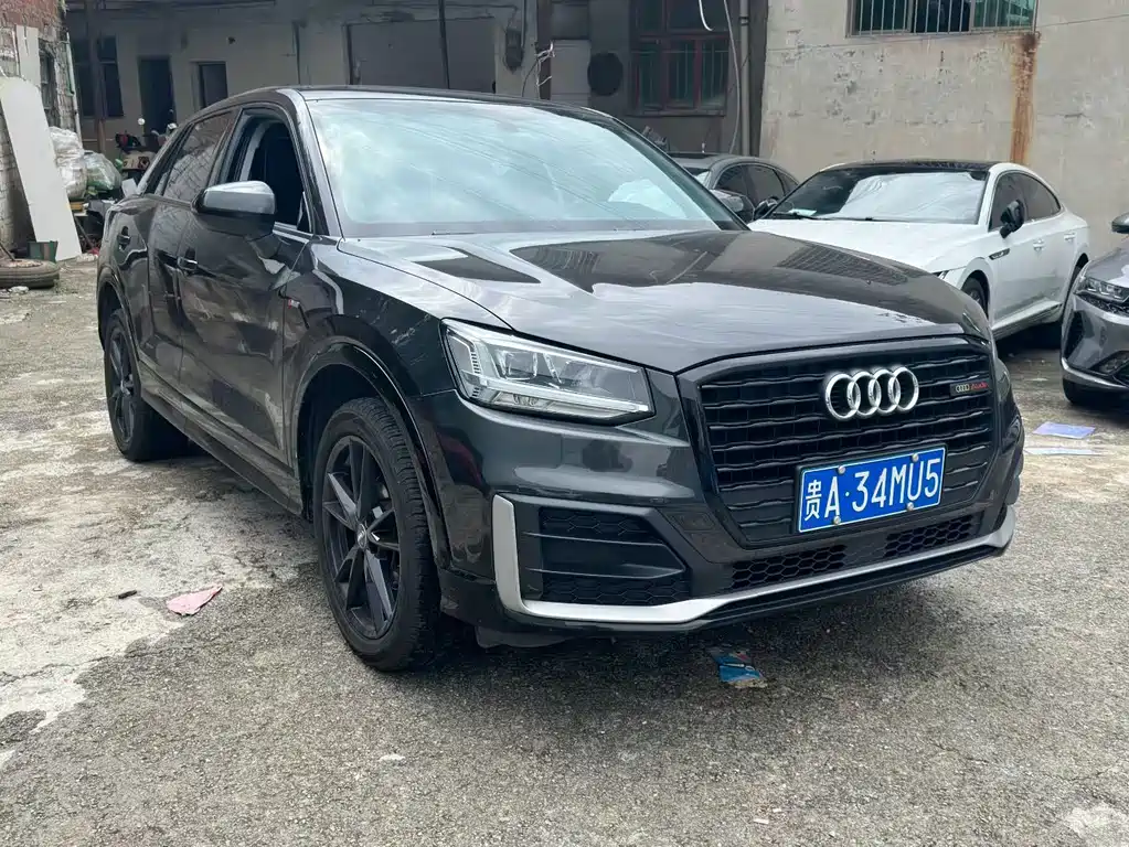 Audi Q2L 2019 — фото 3
