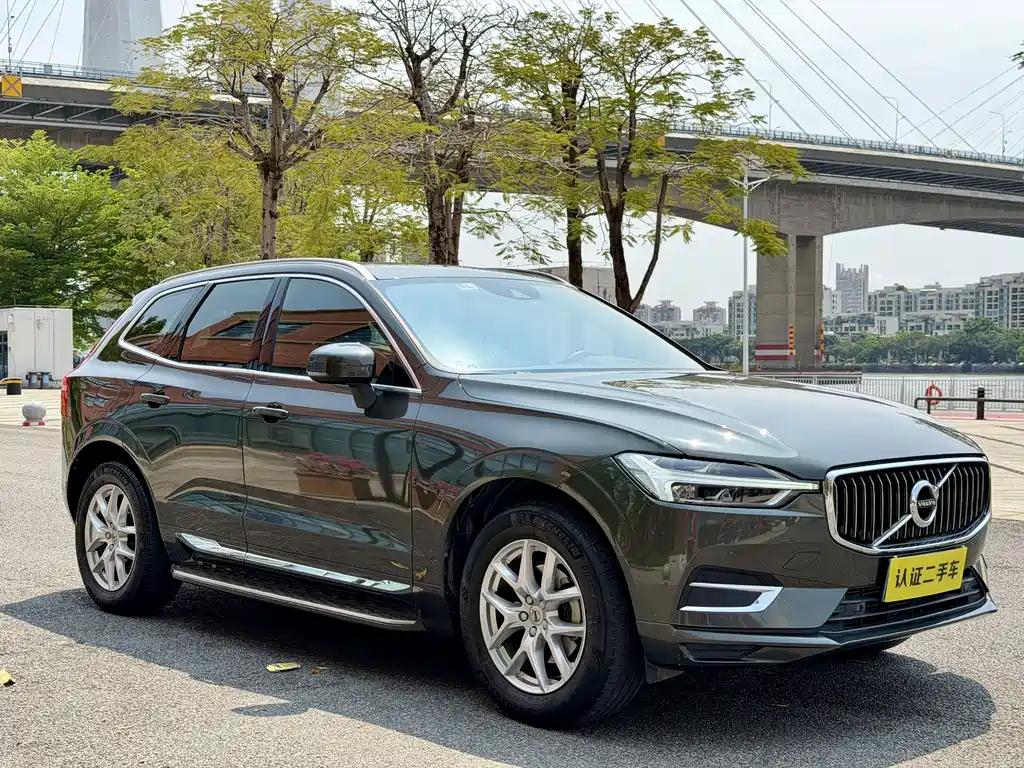 Volvo XC60 2020 — фото 7