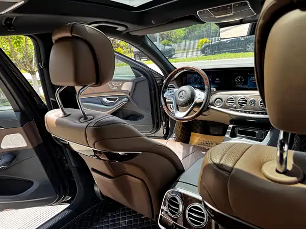 Mercedes-Benz S-Class 2020