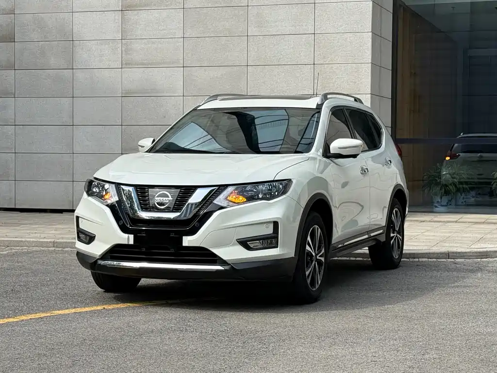 Nissan X-Trail 2019 — фото 1