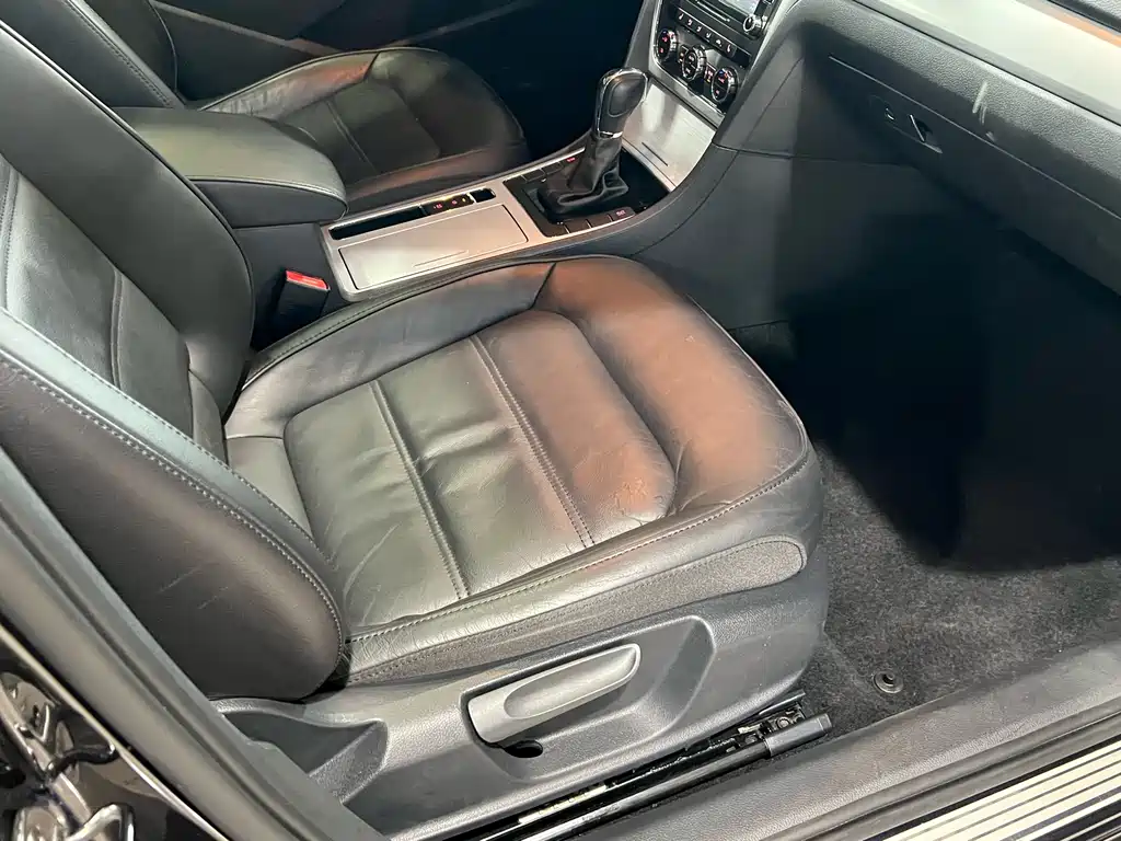 Volkswagen Passat 2015 — фото 24