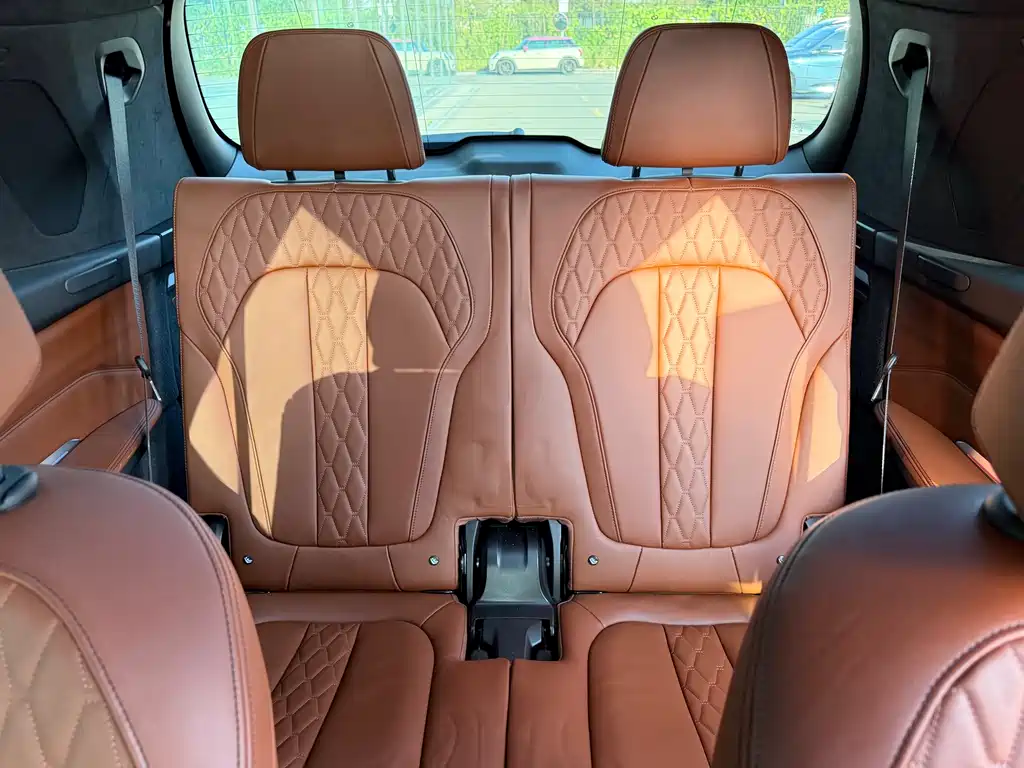 BMW X7 2020 — фото 28