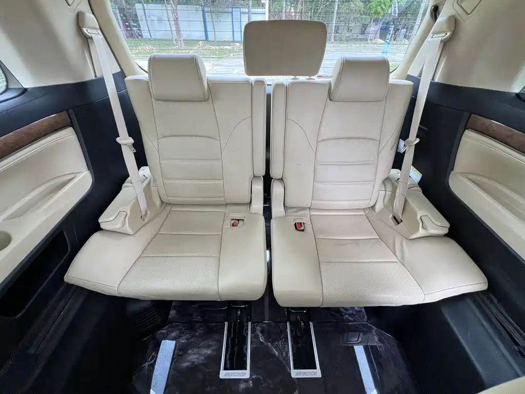 Toyota Alphard 2015 — фото 17