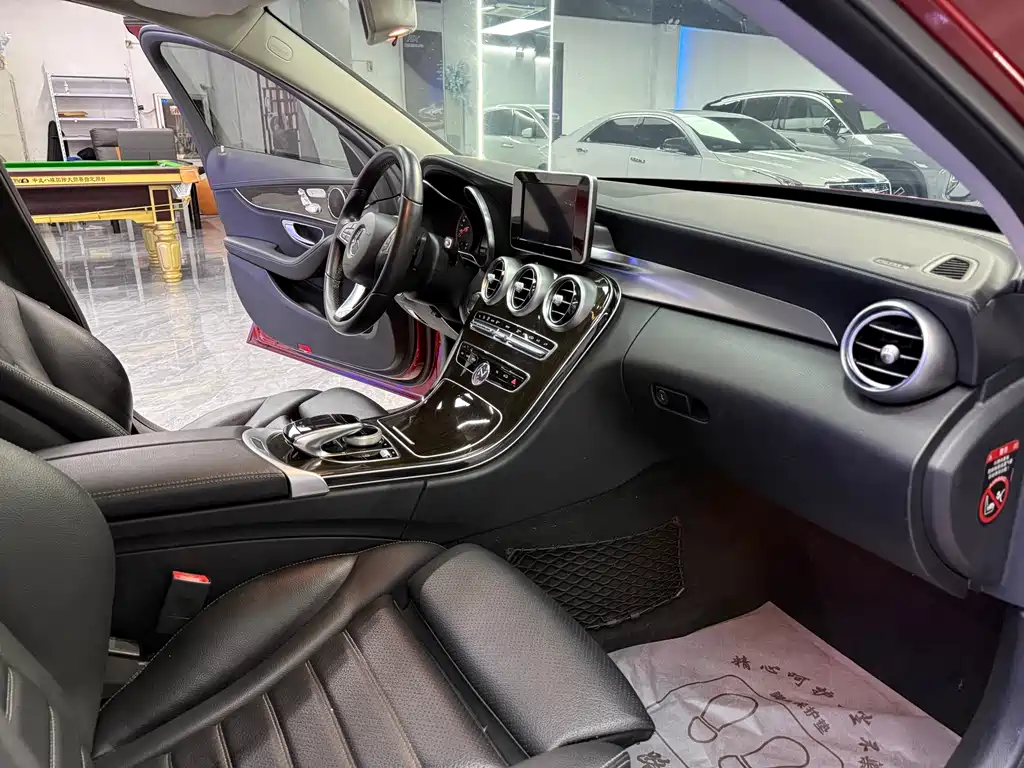 Mercedes-Benz C-Class 2018 — фото 8