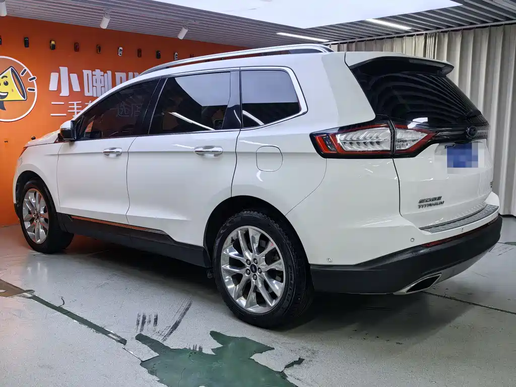 Ford Edge 2016 — фото 9