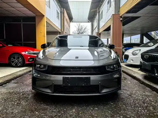Lynk & Co 03 2022