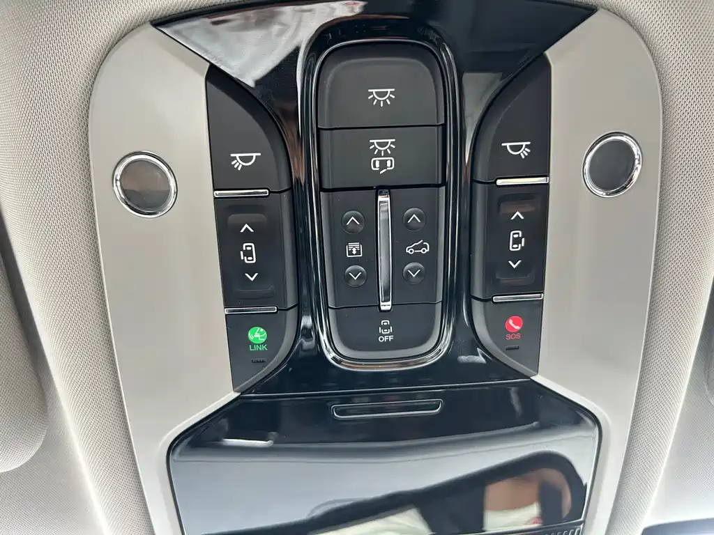 GAC Trumpchi M8 2023 — фото 30