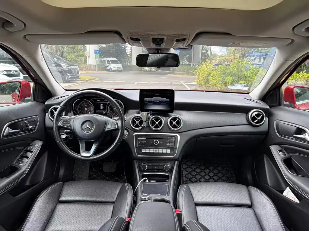 Mercedes-Benz GLA 2018 — фото 8