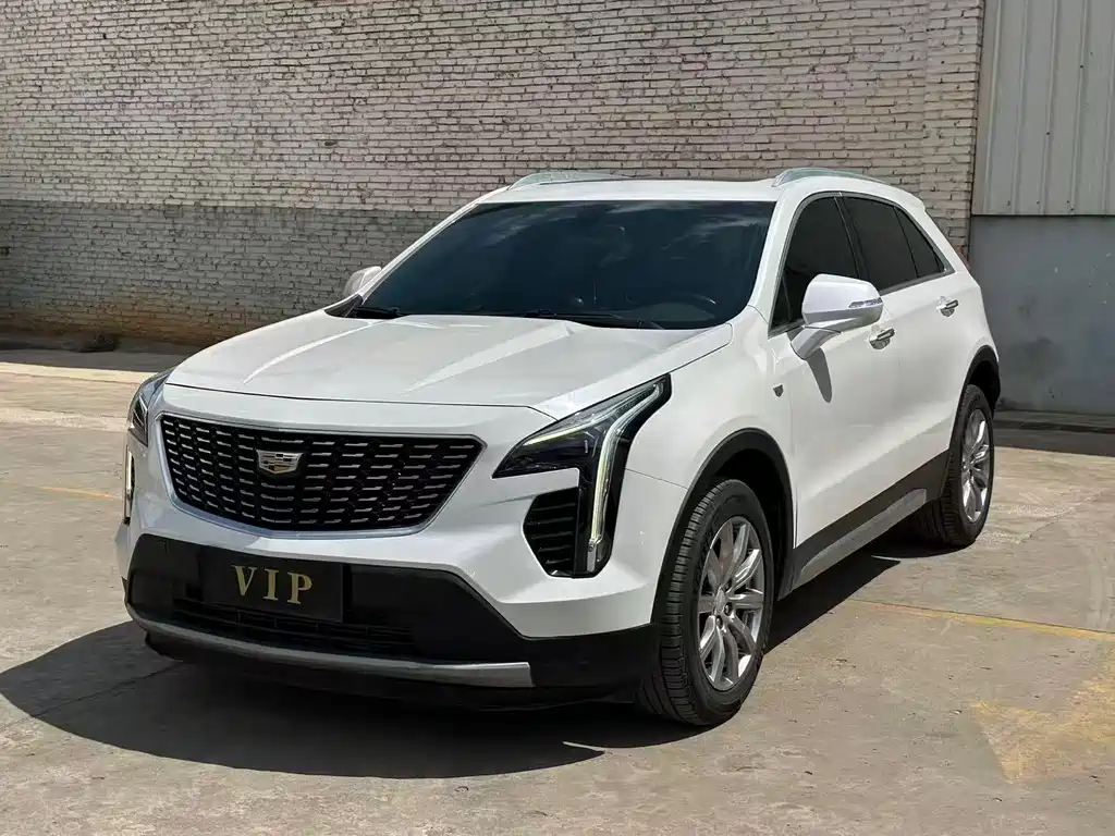 Cadillac XT4 2021 — фото 3