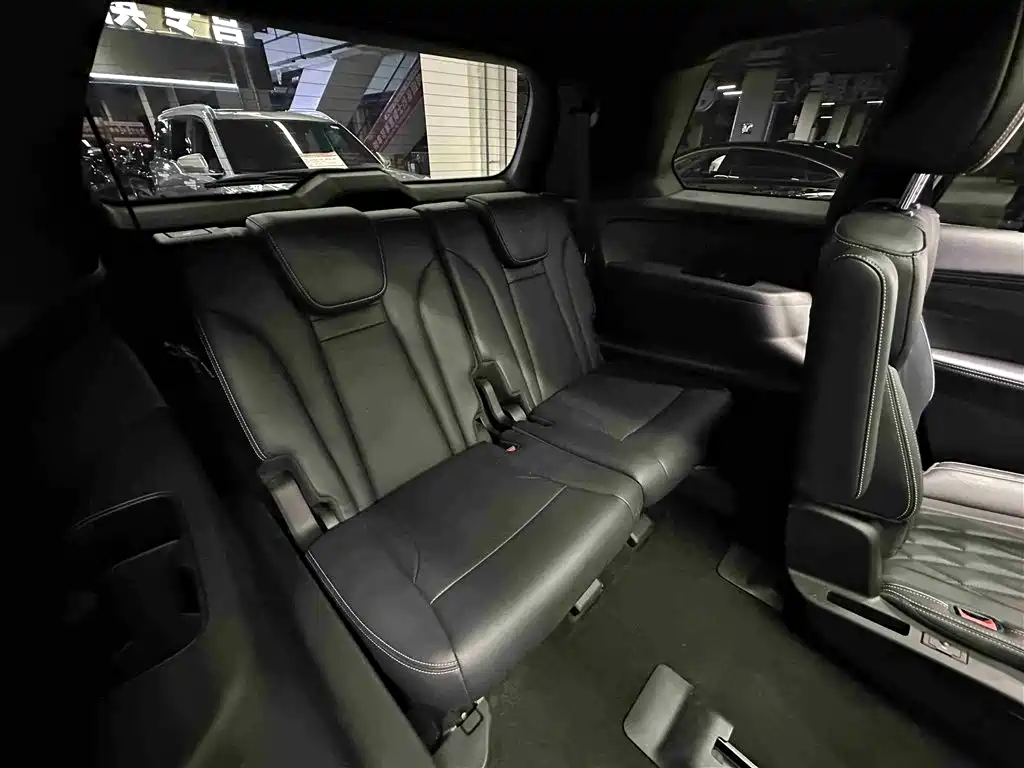 GAC Motor Trumpchi GS8 2023 — фото 29