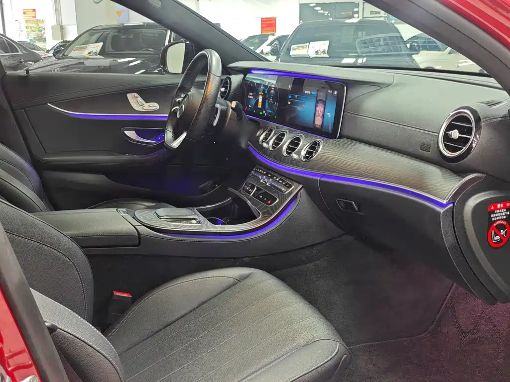 Mercedes-Benz E-Class 2021 — фото 12