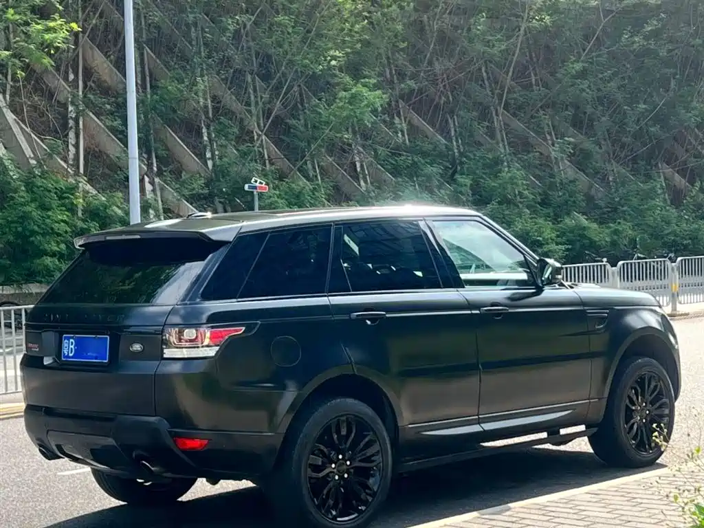 Land Rover Sport 2016 — фото 10