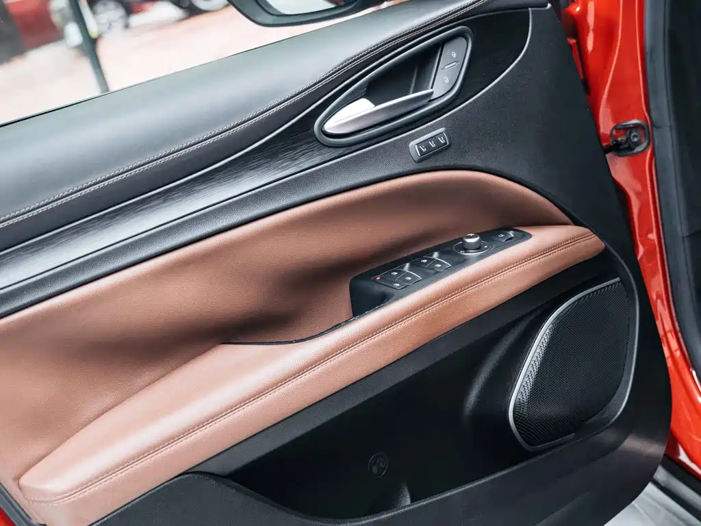 Alfa Romeo Stelvio 2019 — фото 15